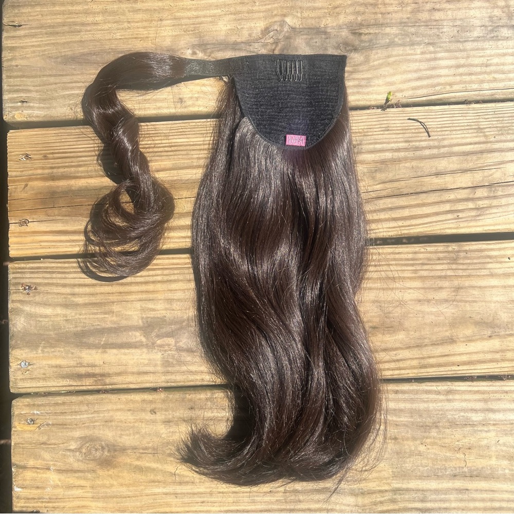 INH Lola Ponytail Extension in Dark Brown - Pre-Owned